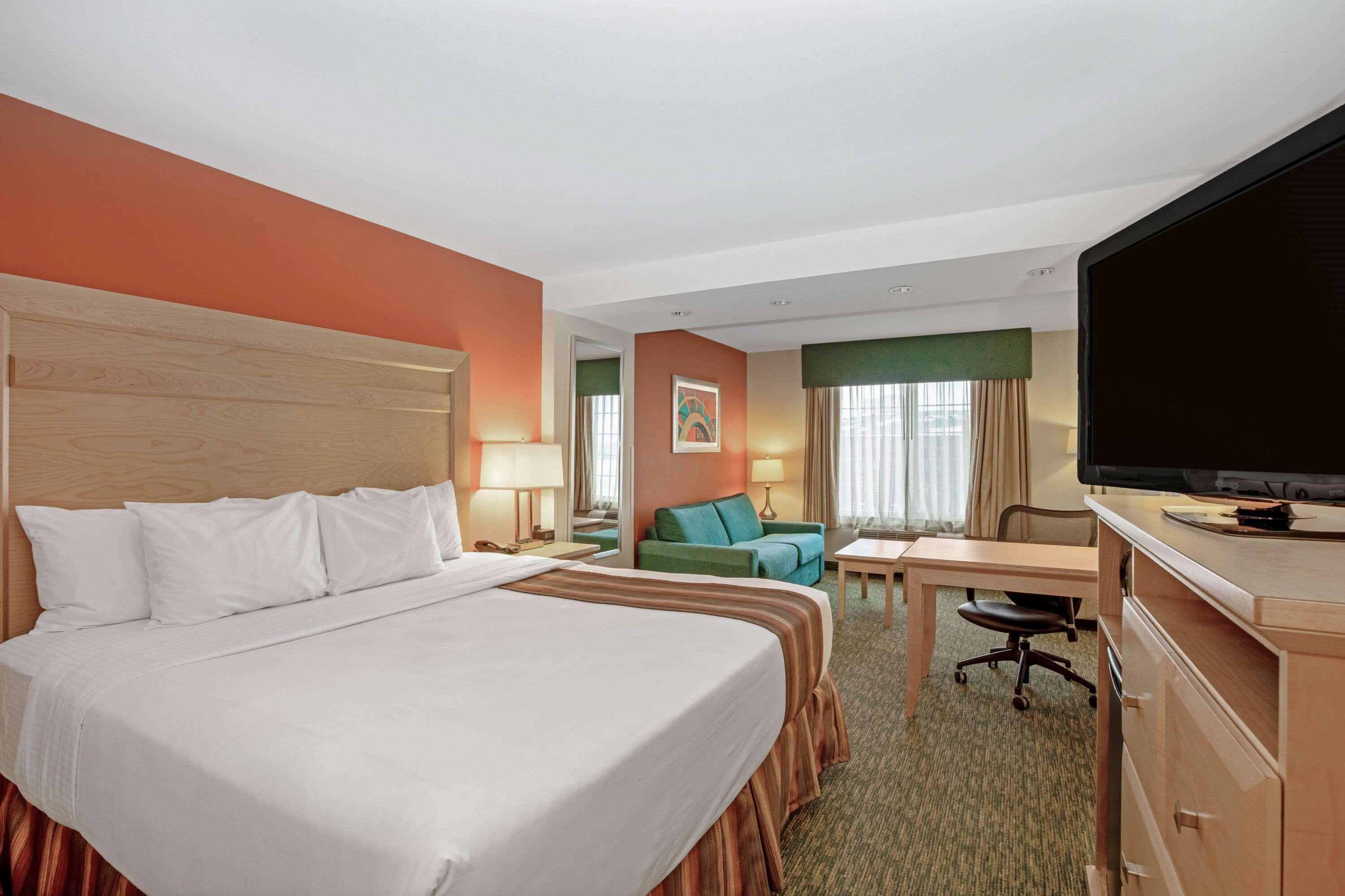 La Quinta By Wyndham Grand Forks Hotel Exterior photo